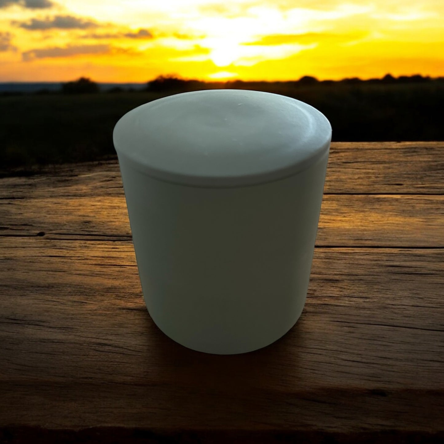 Ceramic candle with matching lid