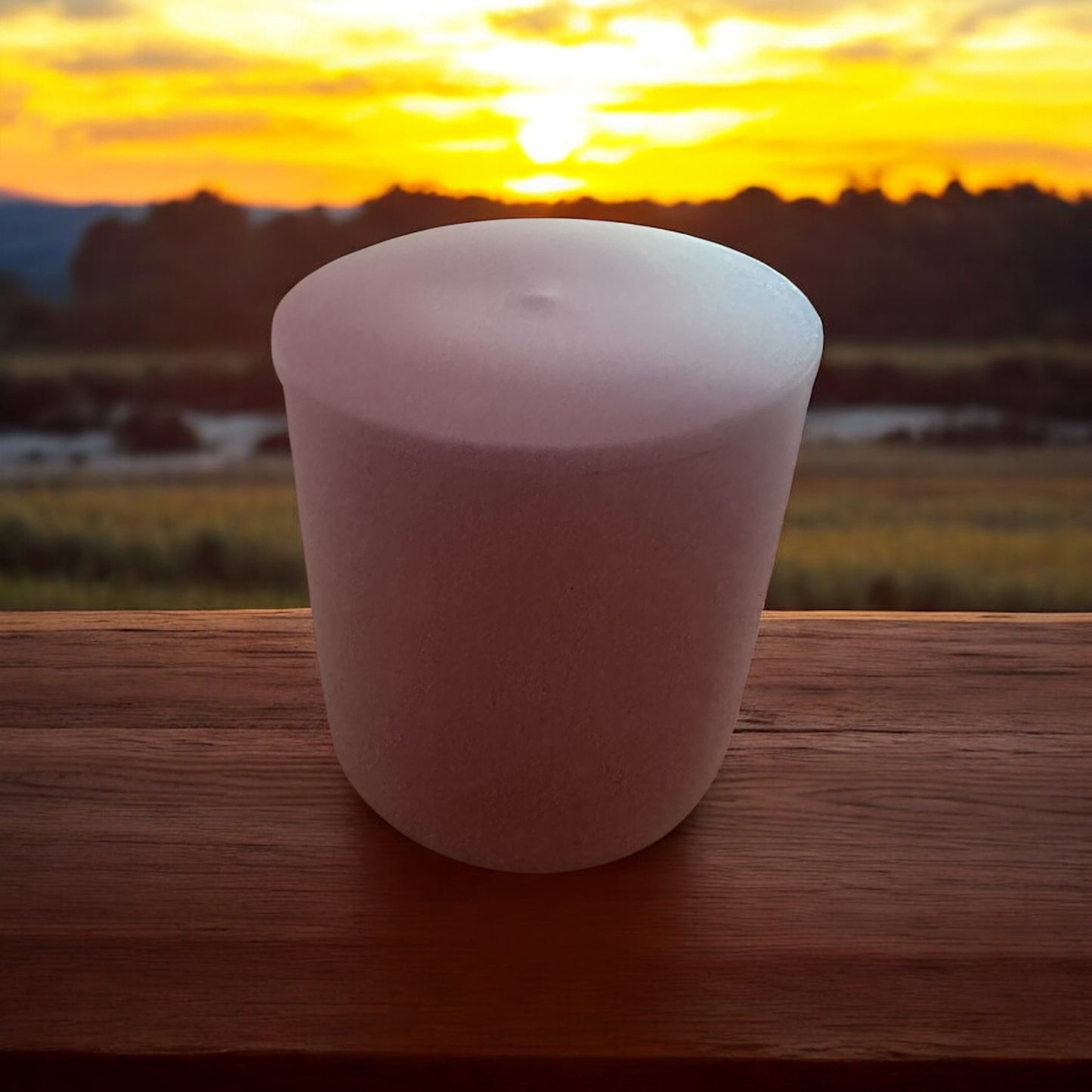 Ceramic candle with matching lid