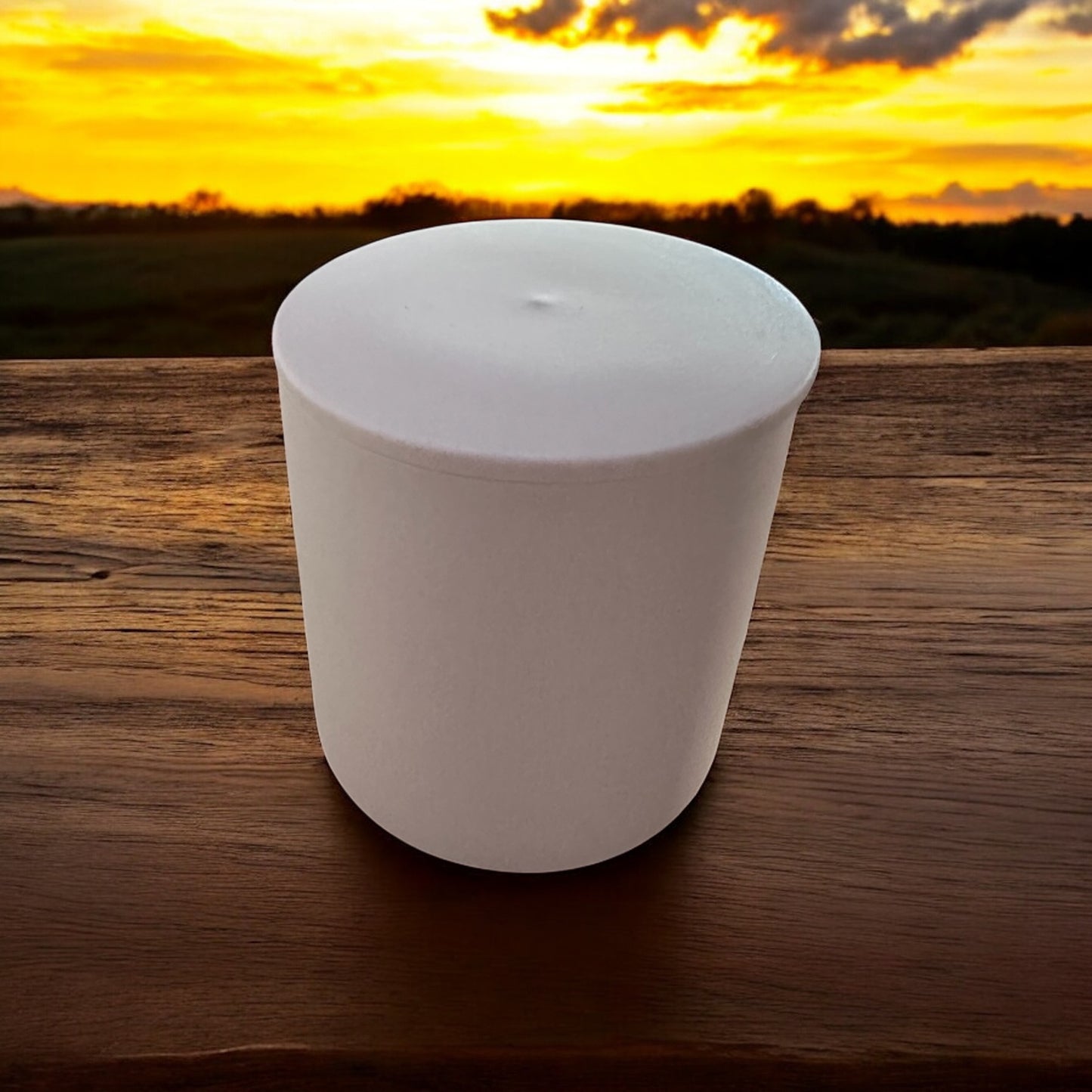 Ceramic candle with matching lid