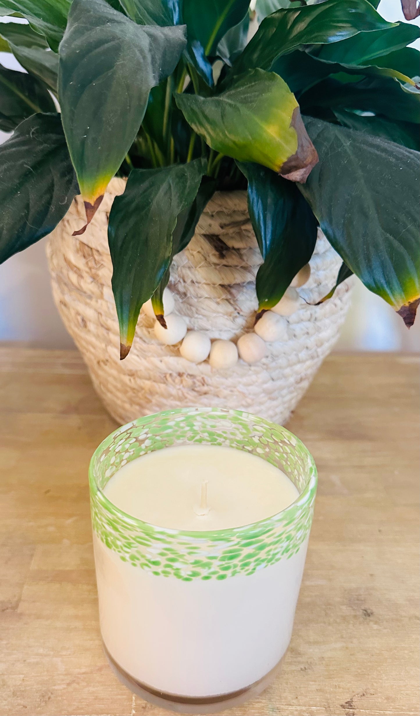 Summer Vogue Candles 400grams 40hr burn time