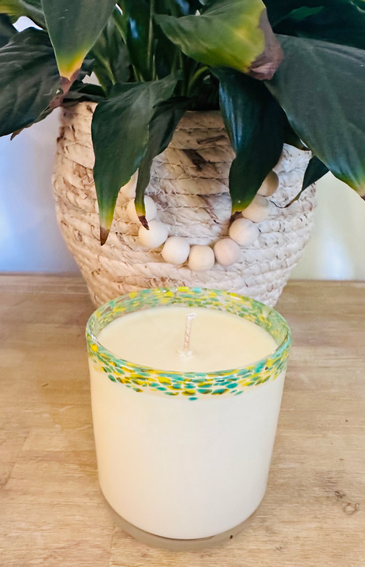 Summer Vogue Candles 400grams 40hr burn time