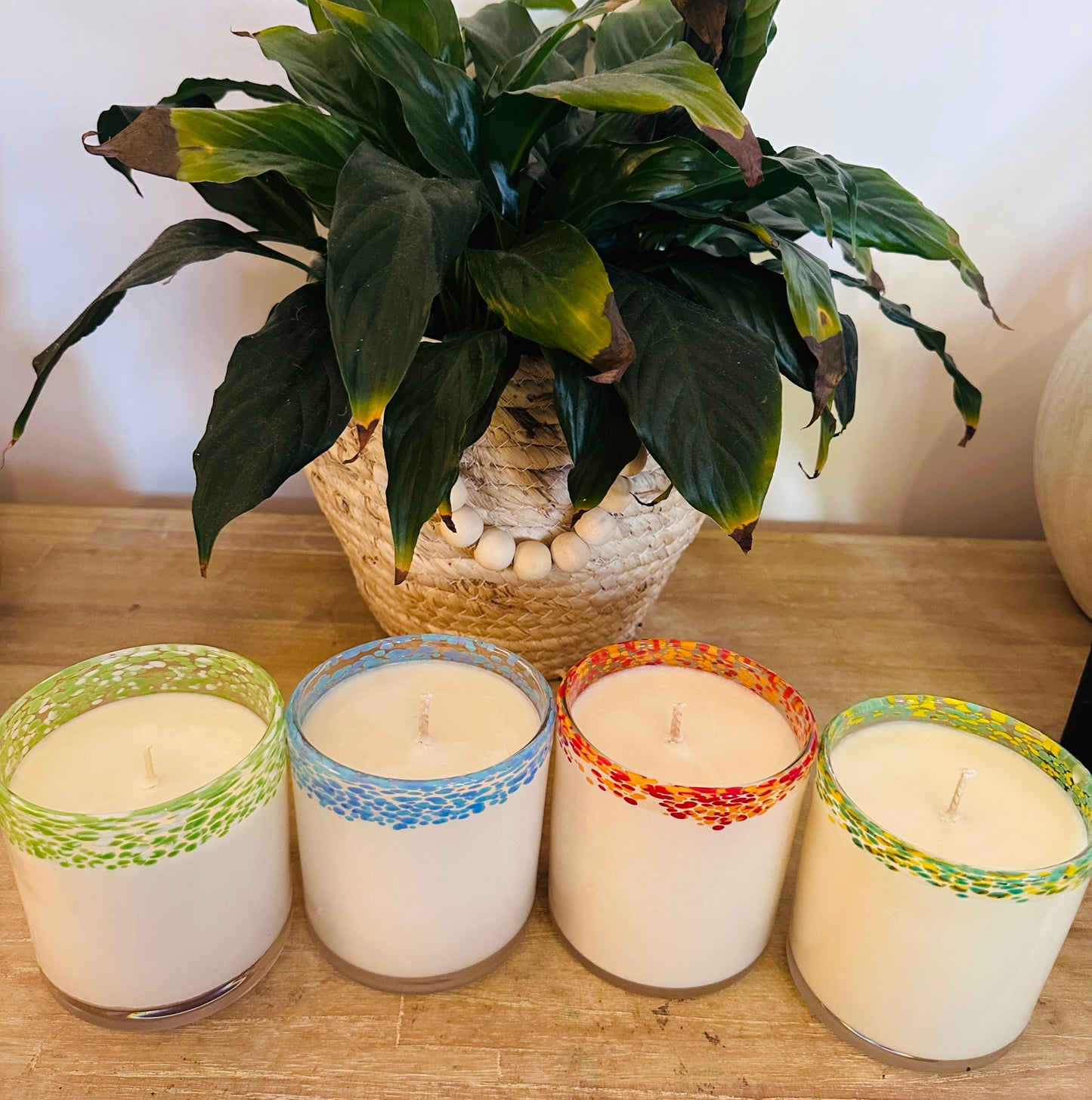 Summer Vogue Candles 400grams 40hr burn time